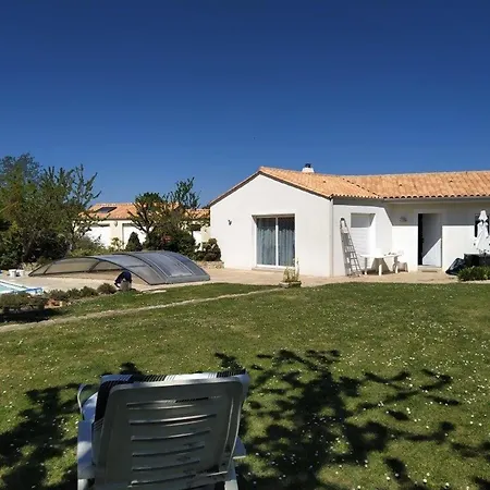 Maison Familiale Avec Piscine Privee Et Parking A - Fr-1-336-120 Holiday home