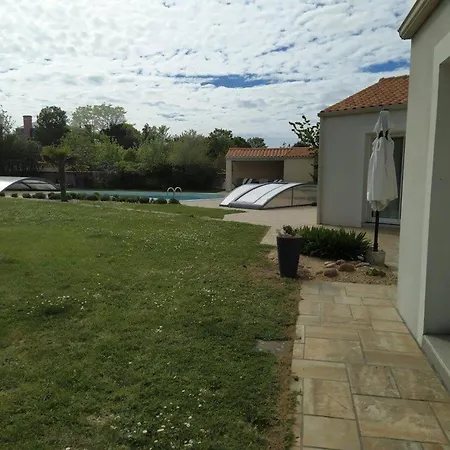 Maison Familiale Avec Piscine Privee Et Parking A - Fr-1-336-120 Holiday home Angles (Vendee)
