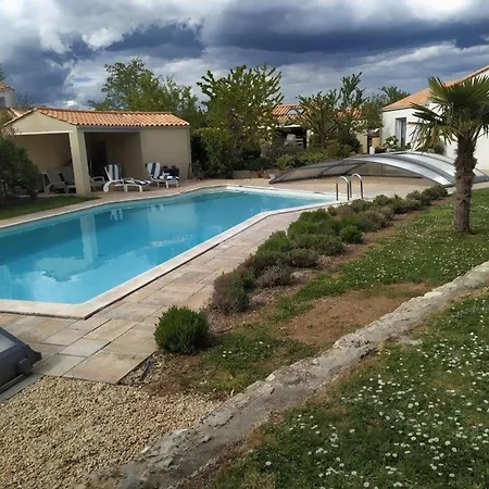 Holiday home Maison Familiale Avec Piscine Privee Et Parking A - Fr-1-336-120 *