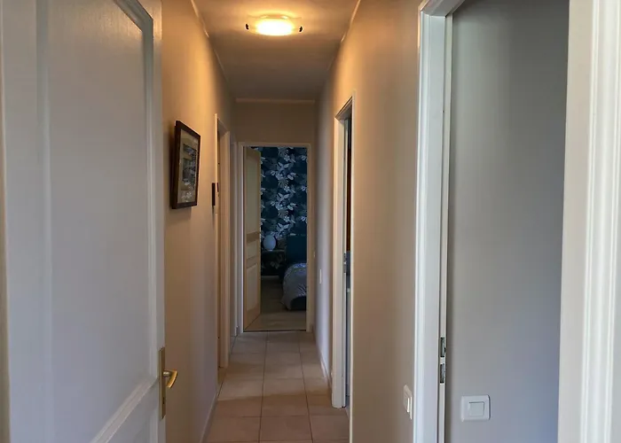 Maison Familiale Avec Piscine Privee Et Parking A - Fr-1-336-120