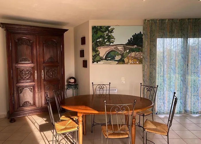 Maison Familiale Avec Piscine Privee Et Parking A - Fr-1-336-120 別荘 *