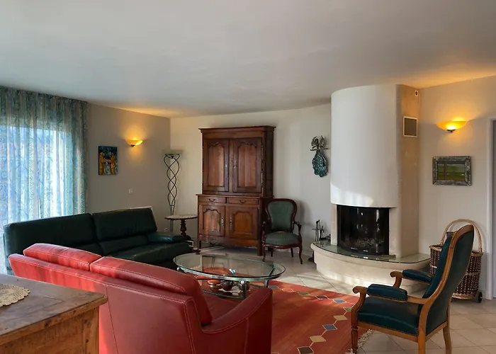 Maison Familiale Avec Piscine Privee Et Parking A - Fr-1-336-120 アングル